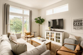 Jolene by AvantStay Stunning Townhouse in Great Location in Nashville